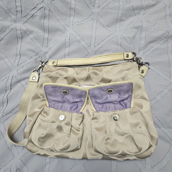 Authentic Coach Signature Poppy Hobo Bag in Cream Beige with Shoulder Strap - Picture 5 of 10